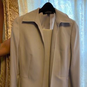Kasper woman jacket and pant suit size 4